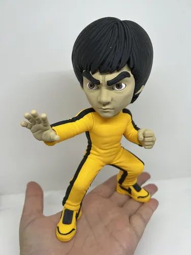 D_603035-MLB110903358204_052026-O.webp Action Figure Bruce Lee 20cm Boneco Inspirado - Imagem 2