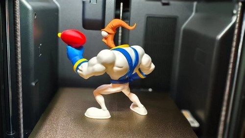 D_605761-MLB112860054475_062026-O.jpg Earthworm Jim 24cm + Base Action Figure Colecionável Geek - Imagem 3