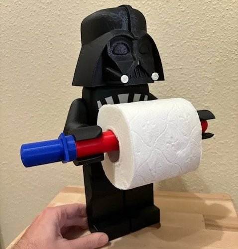 D_619913-MLB112417824313_052026-O.jpg Suporte Papel Higiênico Darth Vader Geek Decoração Preto - Imagem 2