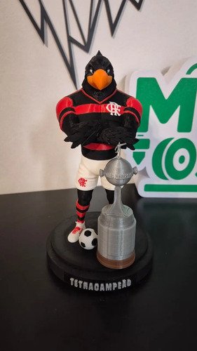 D_655723-MLB104020051550_012026-O.jpg Estátua 21cm Mascote Do Flamengo Tetracampeão Libertadores - Imagem 2
