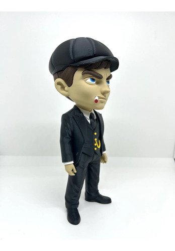 D_660269-MLB111725577391_052026-O.jpg Thomas Shelby 20cm Action Figure Inspirado Serie - Imagem 5