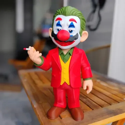 D_676736-MLB107600836210_032026-O.webp Boneco Mario Joker Coringa 28cm - Action Figure 3d Mashup Dc - Imagem 2