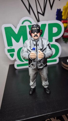 D_696626-MLB104608280142_012026-O.jpg Boneco Nicolás Maduro Preso 18cm Action Figure Meme 3d - Imagem 2