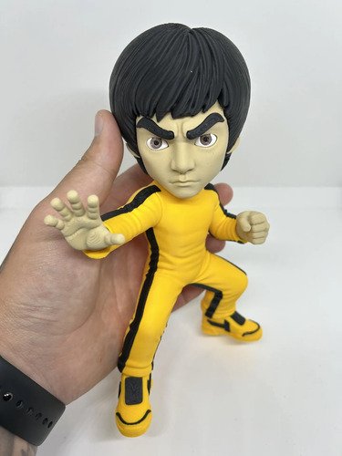 D_698750-MLB110903271268_052026-O.jpg Action Figure Bruce Lee 20cm Boneco Inspirado - Imagem 4