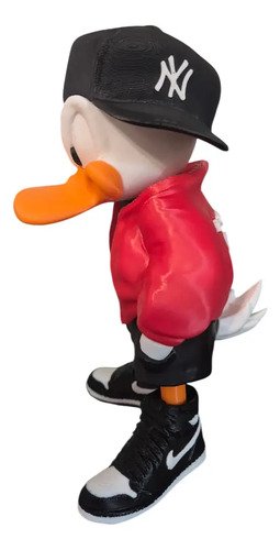 D_713191-MLB102062675522_122025-O.jpg Boneco Pato Donald Estilo Urbano Action Figure 23cm - Imagem 3