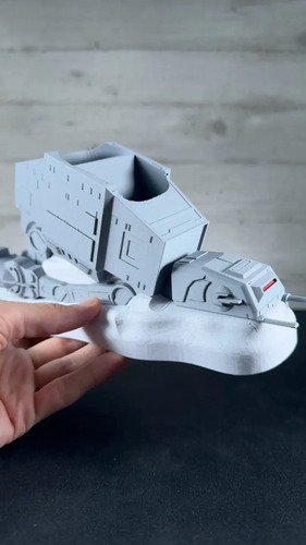 D_716191-MLB112287886091_052026-O.jpg Suporte Controle At-at 27cm Geek Star Wars - Imagem 3