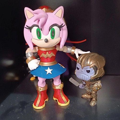 D_717304-MLB110763935372_052026-O.jpg Amy Rose 20cm Inspirado Mulher-maravilha Action Figure - Imagem 4