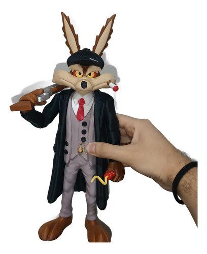 D_736432-MLB110764080814_052026-O.jpg Coiote Malandro 25cm Action Figure Inspirado Peaky