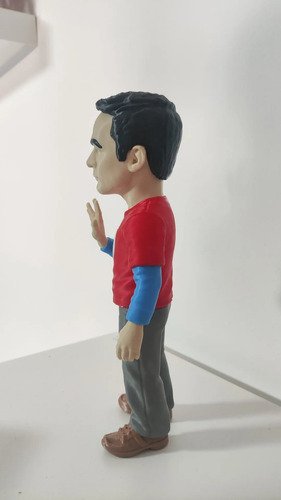 D_748311-MLB111766664788_062026-O.jpg Sheldon Cooper 23cm The Big Bang Theory Action Figure - Imagem 2