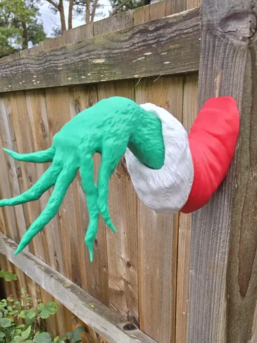 D_750492-MLB97689533104_112025-O.webp Mão Do Grinch 3d 30cm Para Parede Decoração Natal Verde - Imagem 2