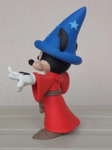 D_811369-MLB111418882662_052026-O.jpg Mickey Feiticeiro Fantasia 23cm Action Figure Geek - Imagem 4