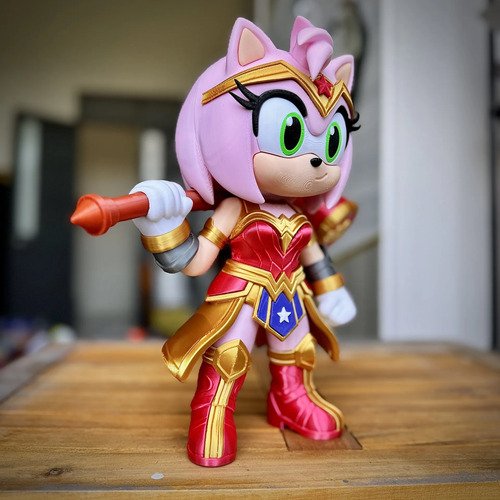 D_835465-MLB111410438653_052026-O.jpg Boneco Wonder Amy 18cm Fan Art Inspirado Geek - Imagem 2