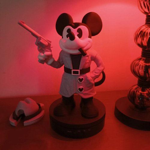 D_879657-MLB112804354149_062026-O.jpg Miniatura Mickey Mouse Detetive 25cm Action Figure - Imagem 5