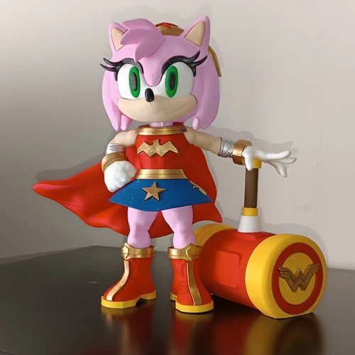 D_886308-MLB110764383084_052026-O.jpg Amy Rose 20cm Inspirado Mulher-maravilha Action Figure - Imagem 2