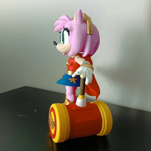 D_898210-MLB110764324770_052026-O.jpg Amy Rose 20cm Inspirado Mulher-maravilha Action Figure - Imagem 3