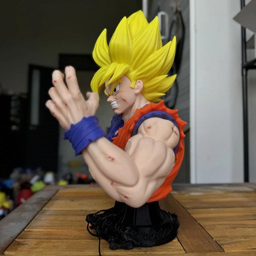 D_907202-MLB111945216847_052026-O.jpg Busto Goku 36cm Action Figure Inspirado Em Dragon Ball - Imagem 5