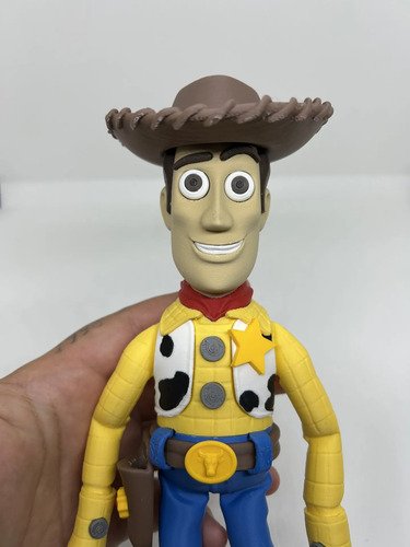D_914173-MLB111234848154_052026-O.jpg Woody Toy Story 26cm Action Figure Boneco Colecionável - Imagem 3