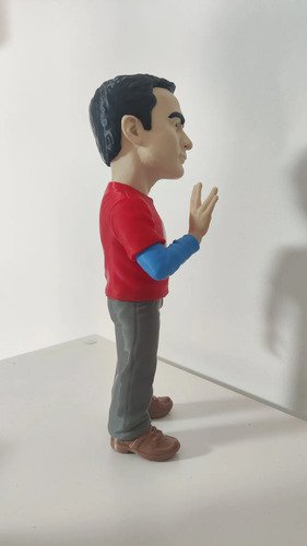 D_922377-MLB112861053083_062026-O.jpg Sheldon Cooper 23cm The Big Bang Theory Action Figure - Imagem 4