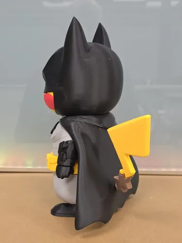D_986497-MLB111616933503_052026-O.webp Pikachu Batman 15cm Action Figure Geek - Imagem 6