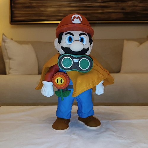 D_999926-MLB112535550375_052026-O.jpg Boneco Mario Explorador Poncho Removivel 3d 25cm - Imagem 7